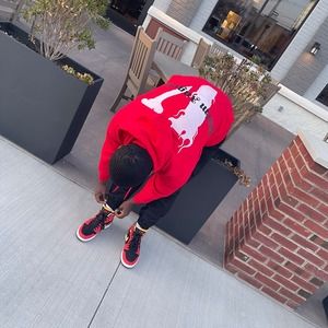 Meet your Posher, Avery